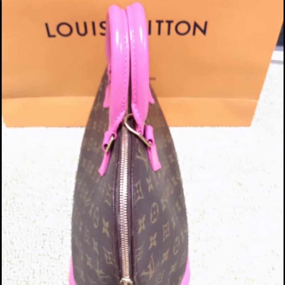 ❌‼️SOLD‼️❌Authentic Louis Vuitton Alma - Picture 6 of 10